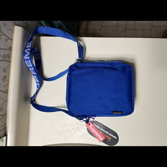 Supreme SS18 Shoulder Bag - Blue - Picture 3 of 4
